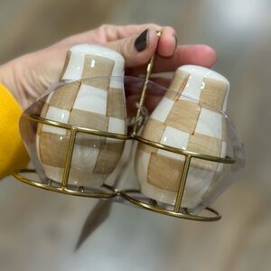 Elegant Checkered Salt and Pepper Shaker Set